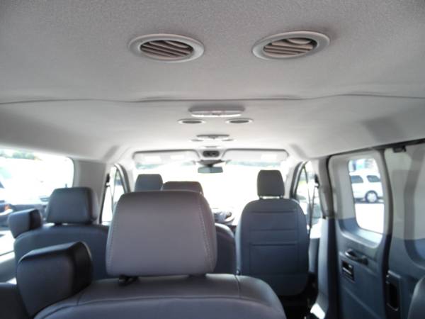 2018 Ford Transit Passenger Van - Photo 10