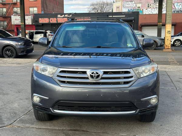 2013  Toyota Highlander Plus - $11,00063614184517121120