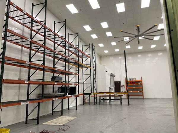 $750 / 500ft2 - Warehouse Space - Rent the Square Footage You Need - #814 (Lawrenceville)63441049327875122