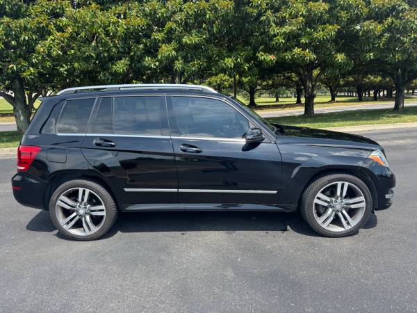 2015 Mercedes GLK 350 suv - $12,99763625105967489124