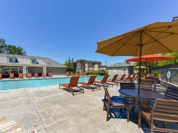 $1,699 / 1hab - 703ft2 - Vida de Calidad, Distribución Abierta y Eventos Comunitarios que Te Encantarán! (Wilsonville- The Grove)63841707635969123