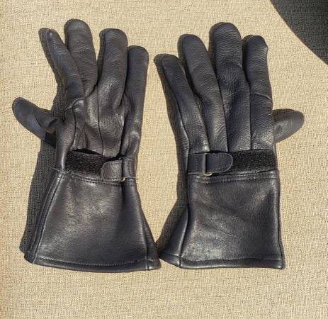 American Deer Insulated Leather Gloves 1