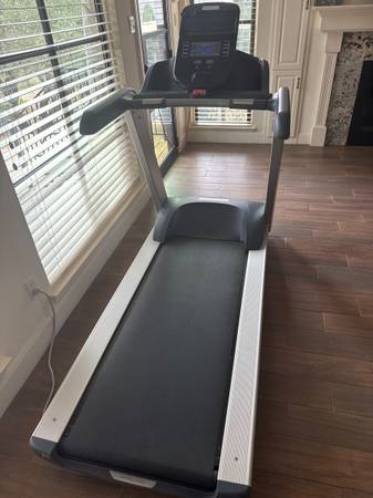 Precor Treadmill 1