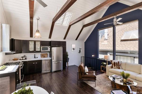 $5,600 / 2br - 800ft2 - 2BD 1BA TOWNHOUSE WITH A FEELING OF A HOME (San Francisco)63845956504833120