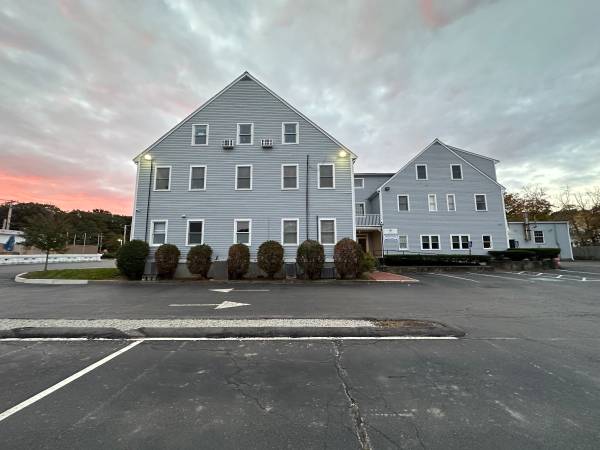 Beautiful newly renovated office space in Hingham, MA 1