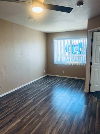 $2,095 / 2br - 700ft2 - ******NEWLY RENOVATED 2BD 1 BATH  READY TO MOVE IN***** (oakland east)63847326724225124