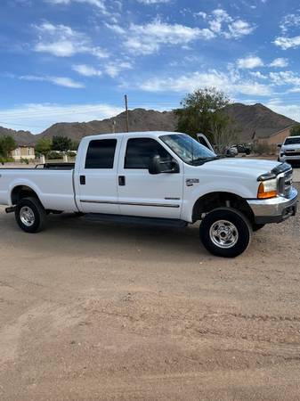 2000 Ford F 350 4X4 Low Miles 1