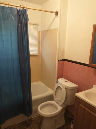 $130 / 1 habitación - Habitación asequible y de gran tamaño - $130/semana - ¡Todos los servicios incluidos! (Filadelfia)63171773349121121