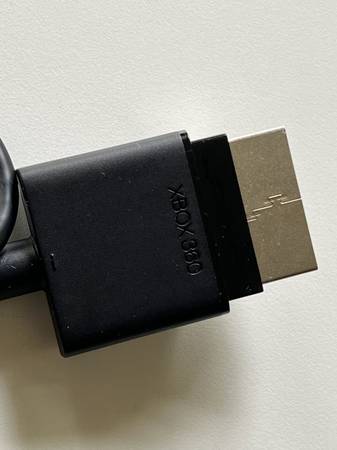 Xbox 360 Cable 1