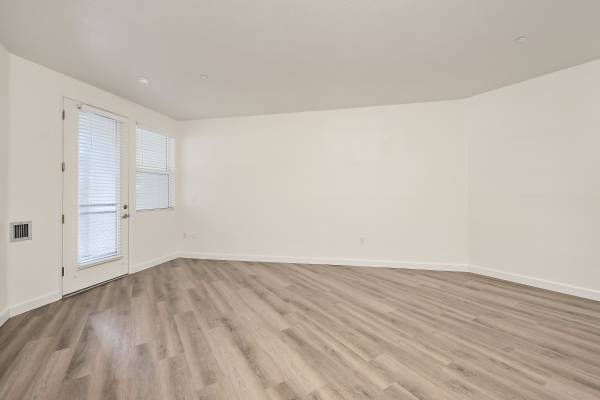 $1,895 / 1br - 547ft2 - Senior 62+Community with Affordable Rates!! UPGRADED! (gilroy)63936606110979122