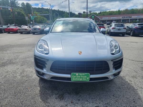 2017 Porsche Macan Turbo AWD SUV en excelentes condiciones, pocas millas - $20,995 (Rowley)63654725041411121
