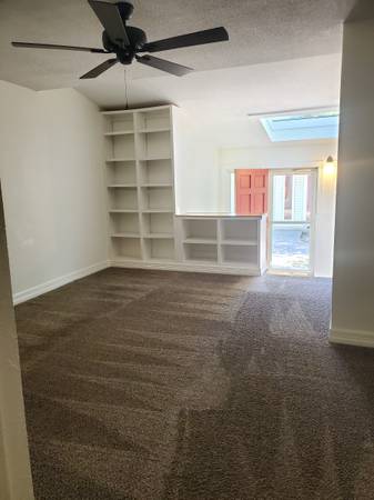 $1,200 / 1br - 900ft2 - Midtown Condo for Lease (Brookside)63981979810435122