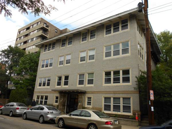 $1,399 / 1br - Spacious 1BR 🏢 at Highland Manor w/ Updated Kitchen & Free Gas Heat! (Shadyside, Pittsburgh)64013533232770124