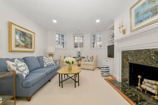 $2,000 / 1br - 653ft2 - Alquiler Excepcional en Back Bay (Back Bay)64194265620483122