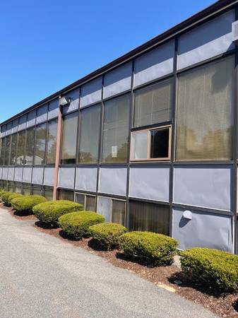 $250,000 / 1100ft2 - Office For Sale - Many Options -Dental, Medical, Realty, Tax & More!! (Brockton)63863243822593121