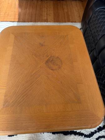 ACCENT TABLE 1