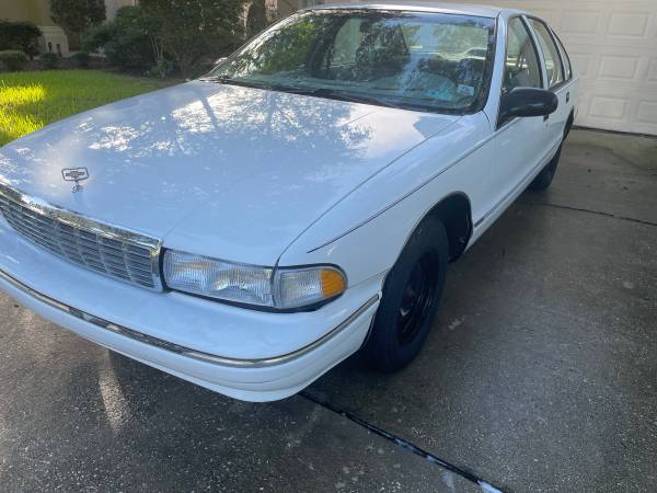 1995 CHEVY CAPRICE - $4800 (Jacksonville)63470249489283123