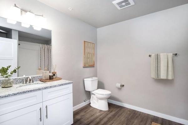 $1,233 / 1hab - 672ft2 - Amplio de 1 hab. Únase a nuestra lista de espera (60853 SW Atwood Dr. 97702 Bend Oregon)63839293413251122