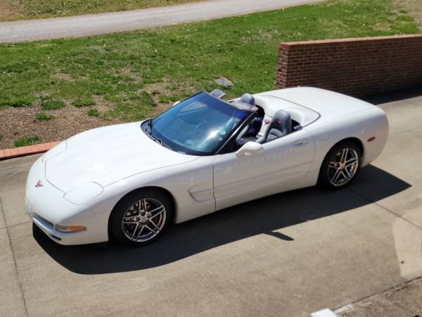 2001 CORVETTE CONVERTIBLE 1