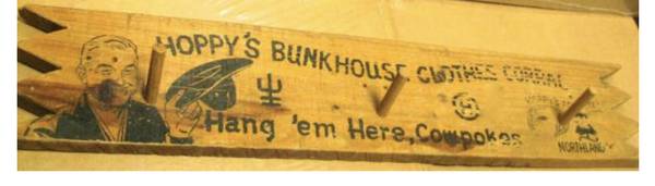 COWBOY RACK Western RACK VINTAGE  Hopalong CassidyWood 1