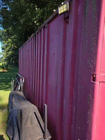 Shipping container 1
