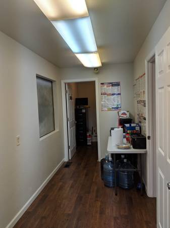 $2,000 / 900ft2 - 1010 Grand Blvd. (Vancouver, WA)63914971341314124