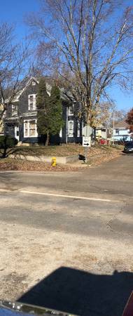 $995 / 2br - 2nd floor full upstairs apartment 624 East Locust (Across from Constitution Trail)63700527563393120