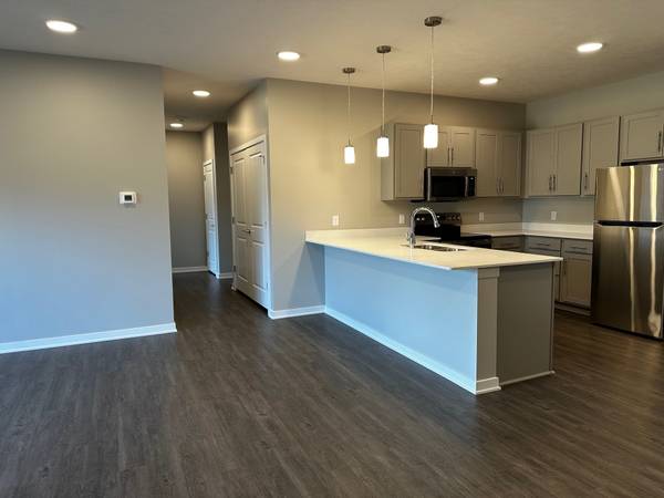 $1,725 / 2br - 1244ft2 - Pet Friendly Luxury Living in Bellevue (Bellevue/Offutt Air Force Base)63976698075778122