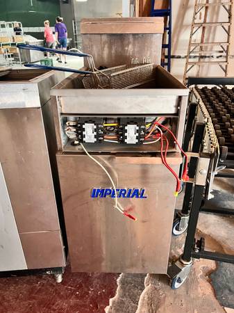 Pristine Commercial Electric Fryer 1