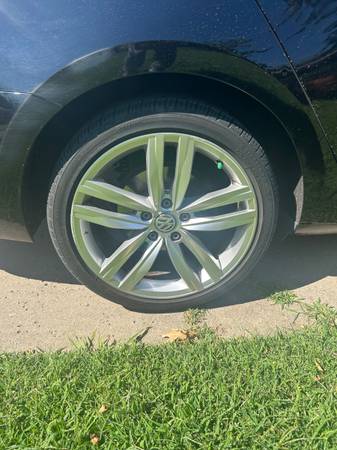 VW GOLF SPORTWAGON 2015 TSI SE - $6500 (The village)63470592837251123