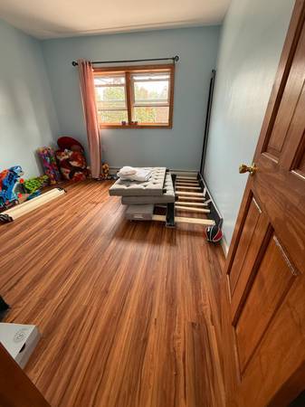 $680 / 3br - Rento Cuarto Grande en $680 con todas las utilidades incluidas! (East Elmhurst)63854287898755120