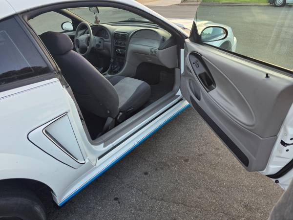 2001 Ford Mustang - $3.850 (National City)63469758761347123