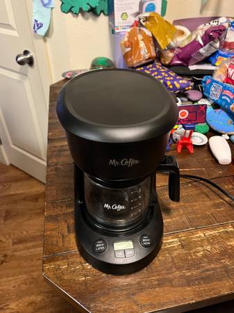 Mr coffee small coffee maker 1