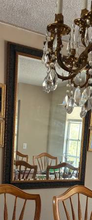 Beautiful wall  mirror 1