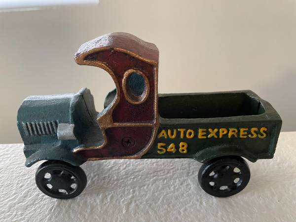 Cast iron auto express 548 farm truck 1