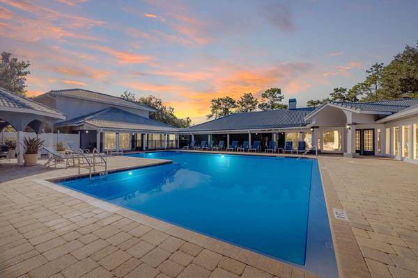 Children's Play Space, Car Care Center, 1/bd 1/ba 1