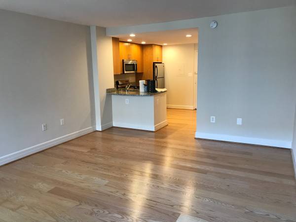$2,195 / 1br - 460ft2 - Hamilton House: Best Deal in DC! Special Pricing for Studios! (Dupont Circle)63843417323905122