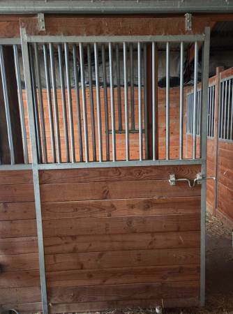 Barn Horse Stall Kit 1