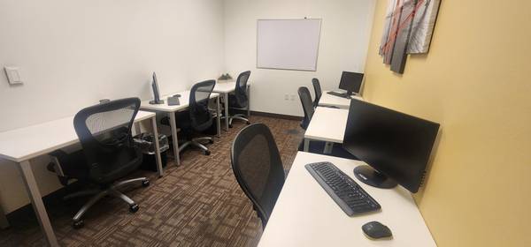 $1,319 Need a place for you and your team to work that isn't at Home?? (Sioux Falls)64180499300099121