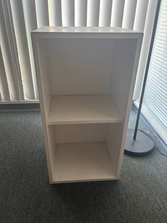 Two component shelf 1