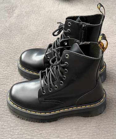 Dr. Martens Jadon Boots Smooth Leather Platforms - New 1