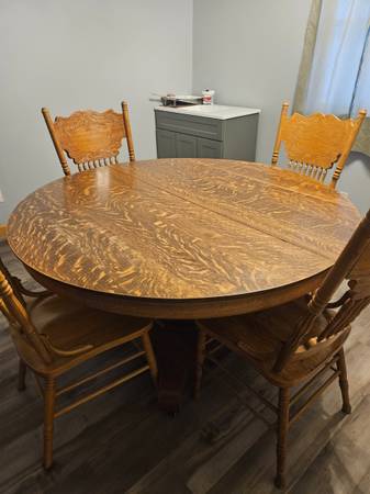 Oak table 1