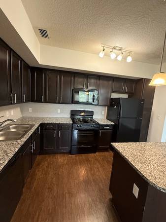 Come view a Spacious Multifamily Property for Rent in Eustis Fl. 1