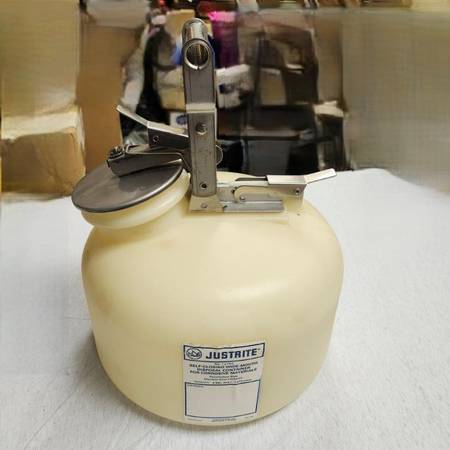 Justrite # 12762 Non-Metallic Safety Container Wide Mouth 2 Gallons 1