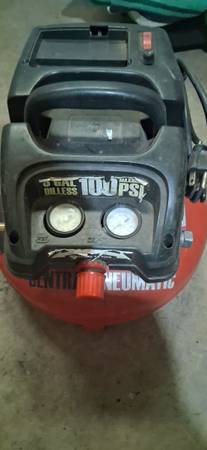 Central pneumatic air compressor 1