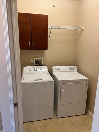 $1,590 / 2br - 1182ft2 - FIRST MONTH FREE RENT! 2 bed 2 bath!64021008893186122