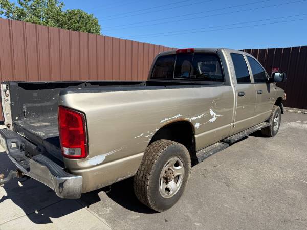 LEA EL ANUNCIO POR FAVOR!!! 2004 Dodge Ram 2500 SLT 5.9 6 cilindros DIÉSEL con 267 mil millas - $3,500 (ARVADA)63612320738305123