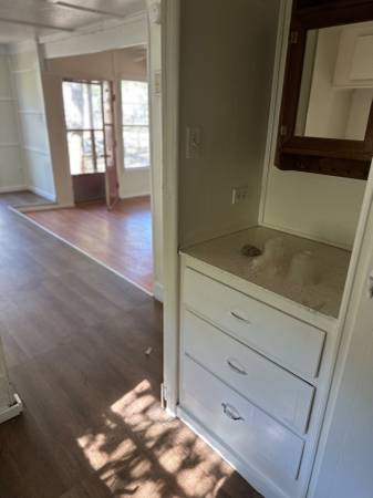 $700 / 2br - 900ft2 - 2 bed for rent (Cedar creek lake)64037557687937124