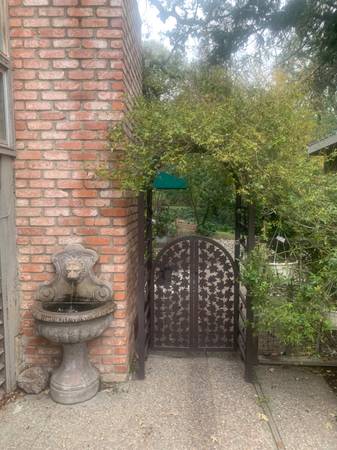 $2,500 / 1br - 800ft2 - Quiet Country creek side (novato)63847023722753120