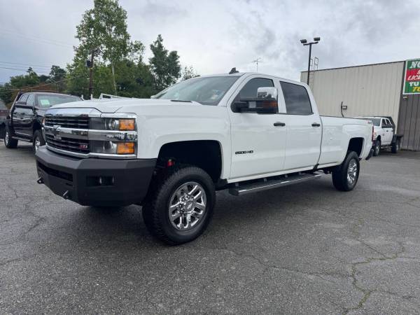2016 Chevrolet Silverado 2500HD LTZ - Photo 3